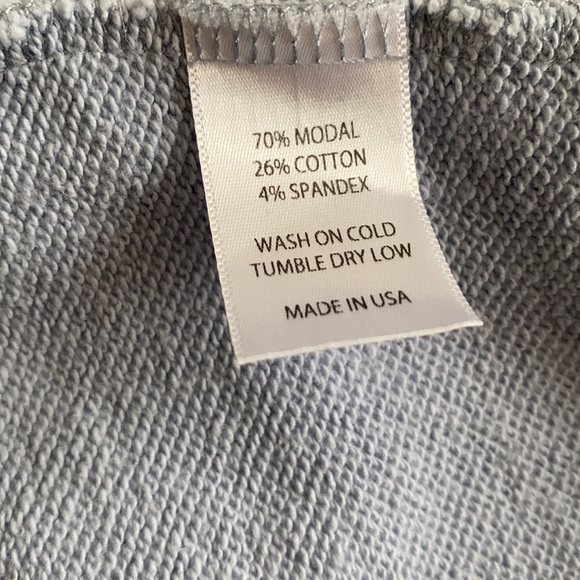 New Large Blue Morgan Stewart Sport Sweatshirt - Picture 5 of 14